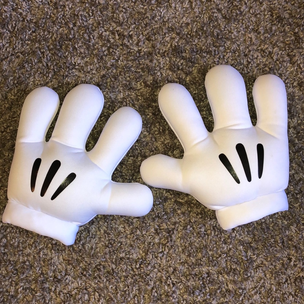 Disney Mickey Mouse Mitts